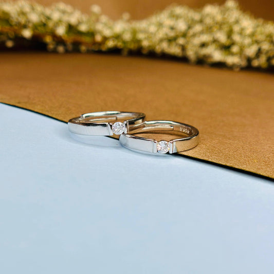 Elegant Couple Rings in Pure 925 Silver with CZ Centerpiece
