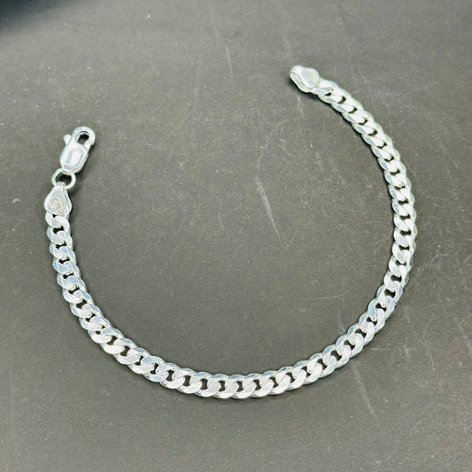 Sleek Curb Chain Bracelet āSterling Silver