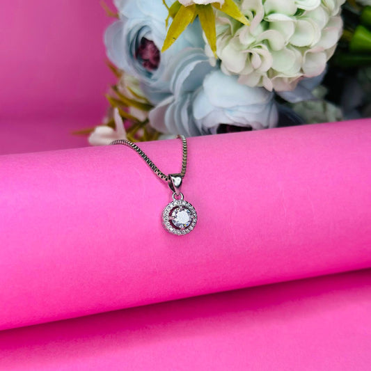 Lustrous Halo ā 925 Silver Round Pendant Necklace