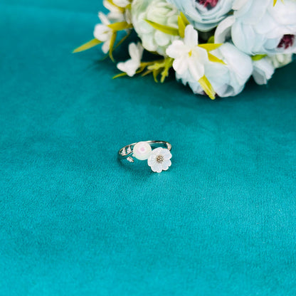925 Silver Pearl & Floral Ring