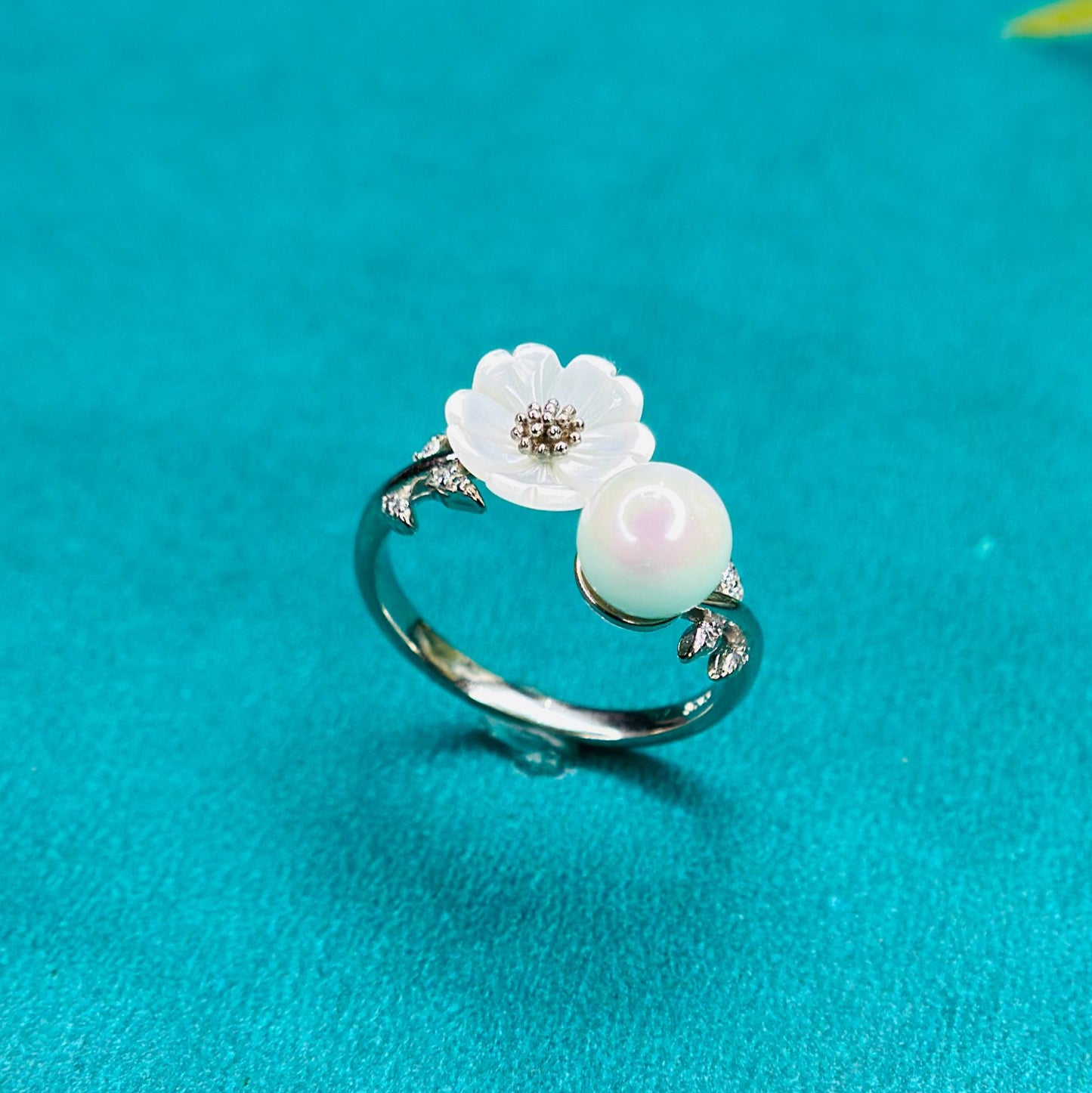 925 Silver Pearl & Floral Ring