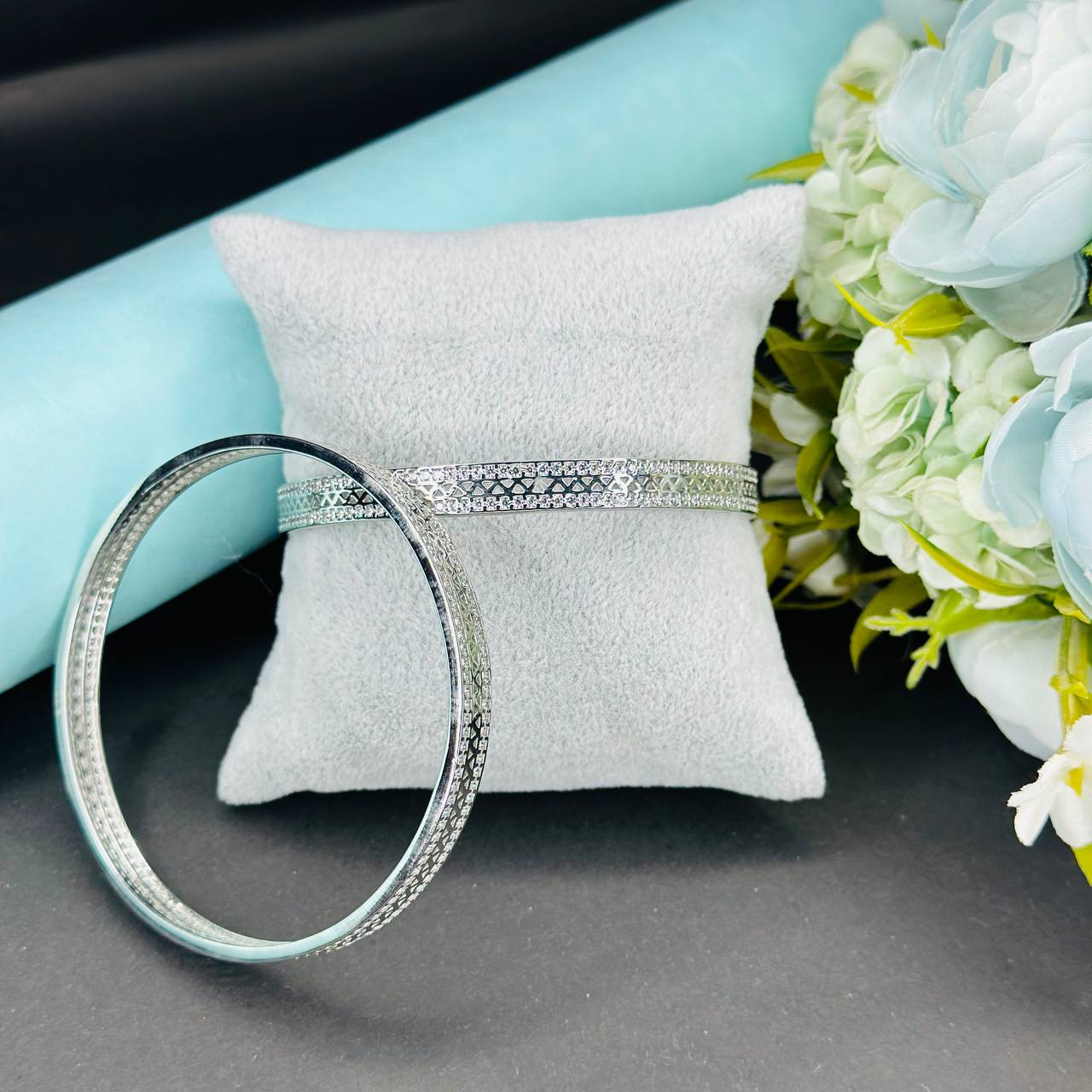 Silver Textured Classic Bangles