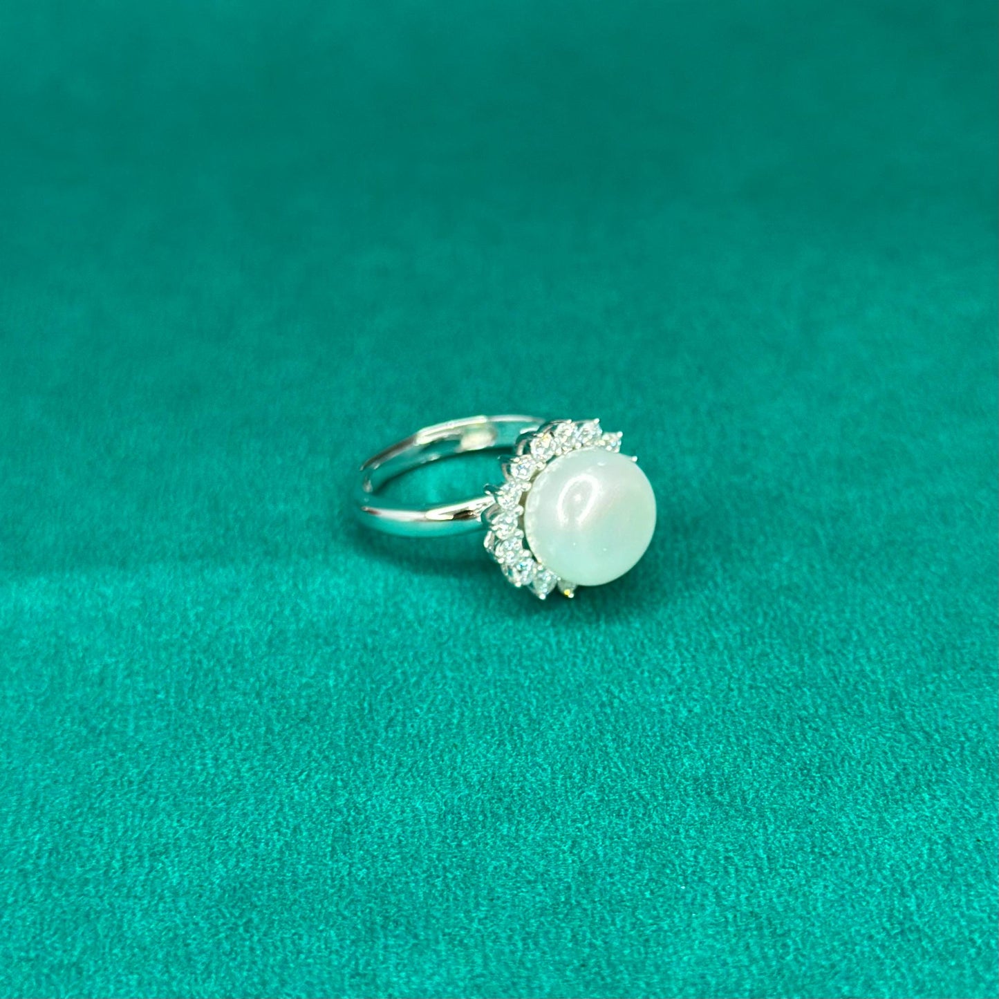 925 Silver Classic Pearl Halo Ring