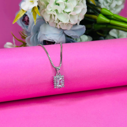 Regal Glow – 925 Silver Emerald-Cut Pendant Necklace