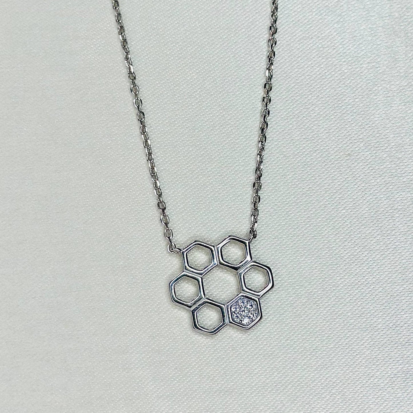 925 Silver Honeycomb Spark Necklace