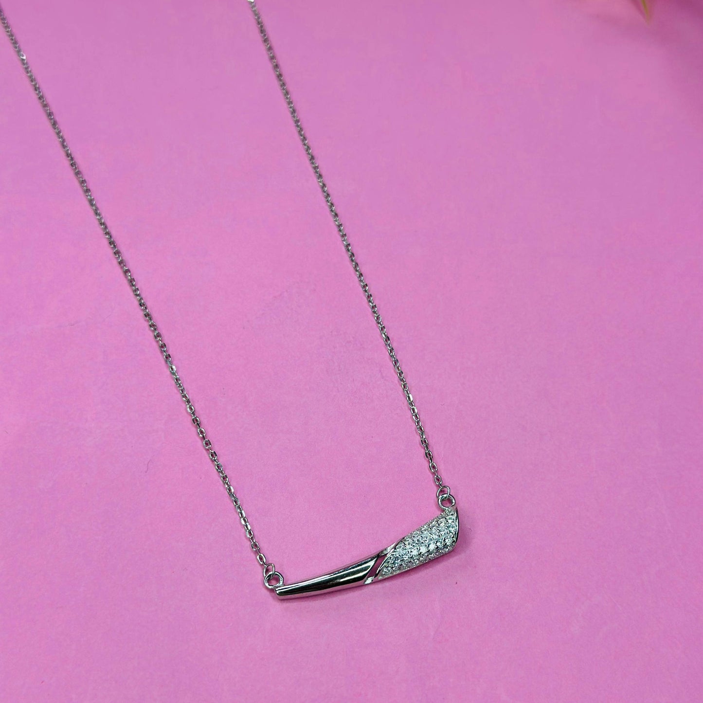 925 Silver Sleek Wave Pendant Necklace