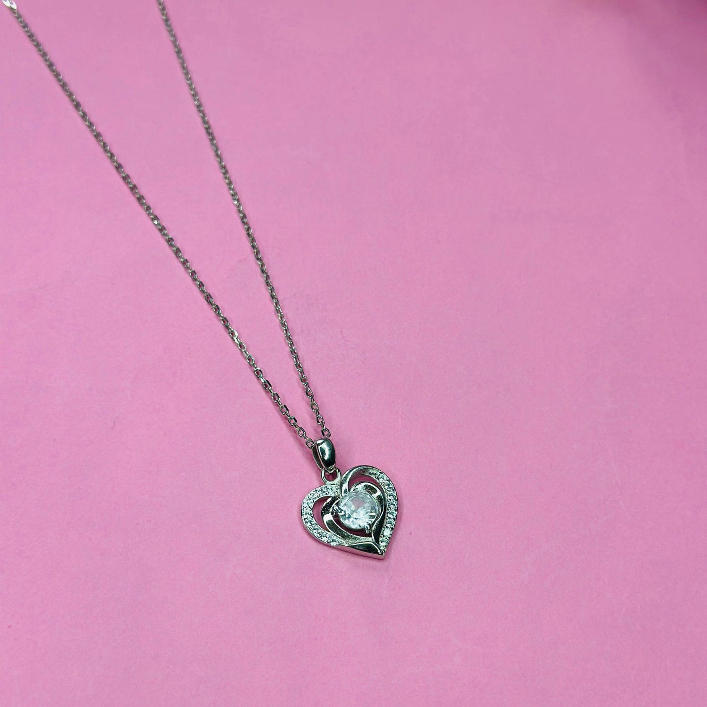 925 Silver Sparkling Heart Pendant Necklace
