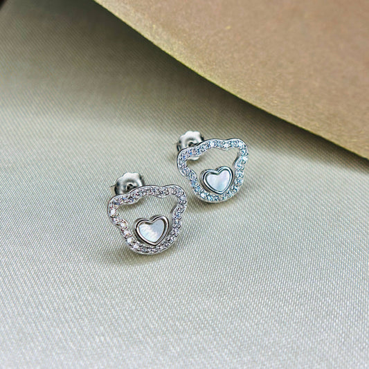 🐻 925 Sterling Silver Teddy Heart Stud Earrings