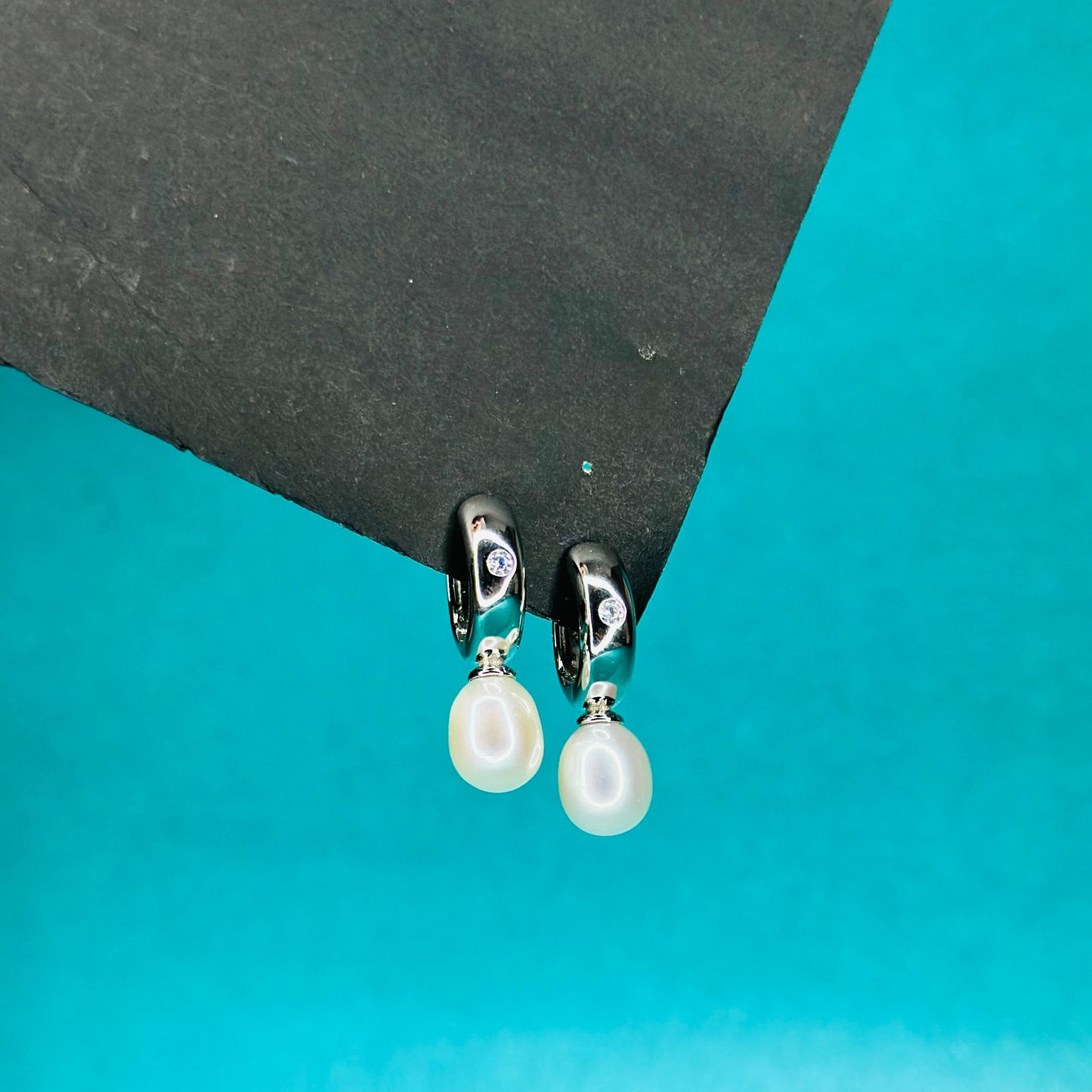 Classic Pearl Drop Huggies