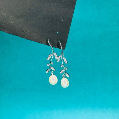 Pearl Vine Elegance Earrings