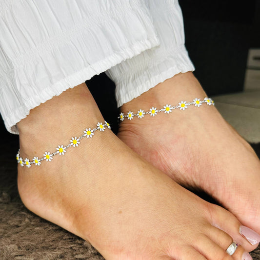 Daisy Bloom Anklet