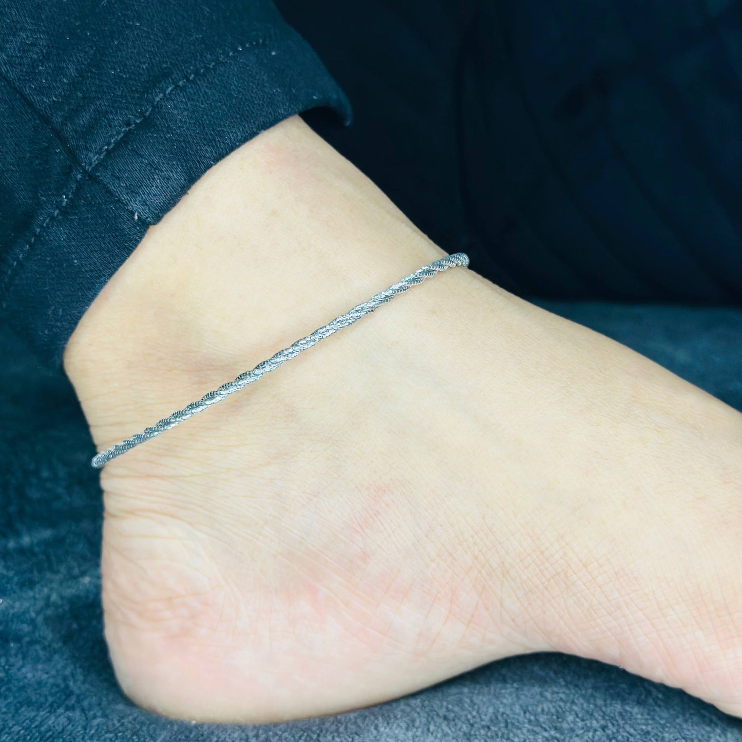 “Twirl Elegance 925 Silver Anklet”