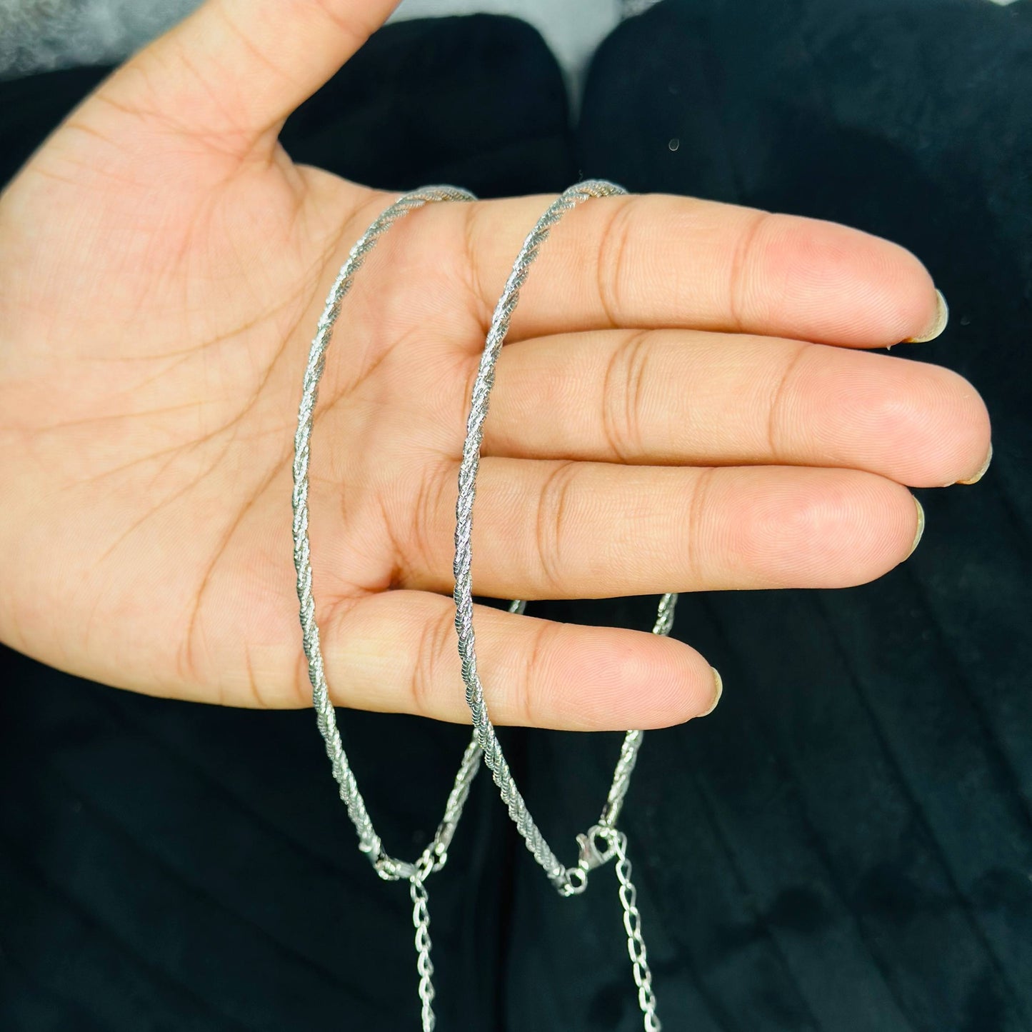 “Twirl Elegance 925 Silver Anklet”