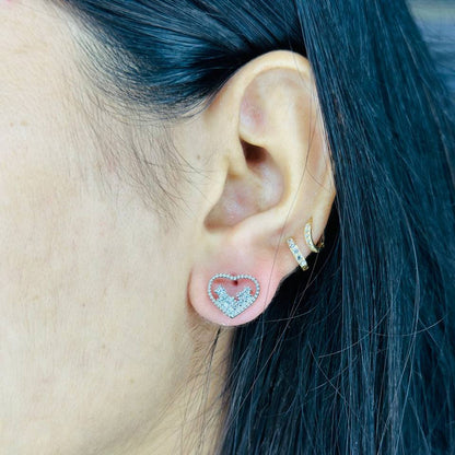 ❤️ 925 Sterling Silver Sparkling Heart Stud Earrings