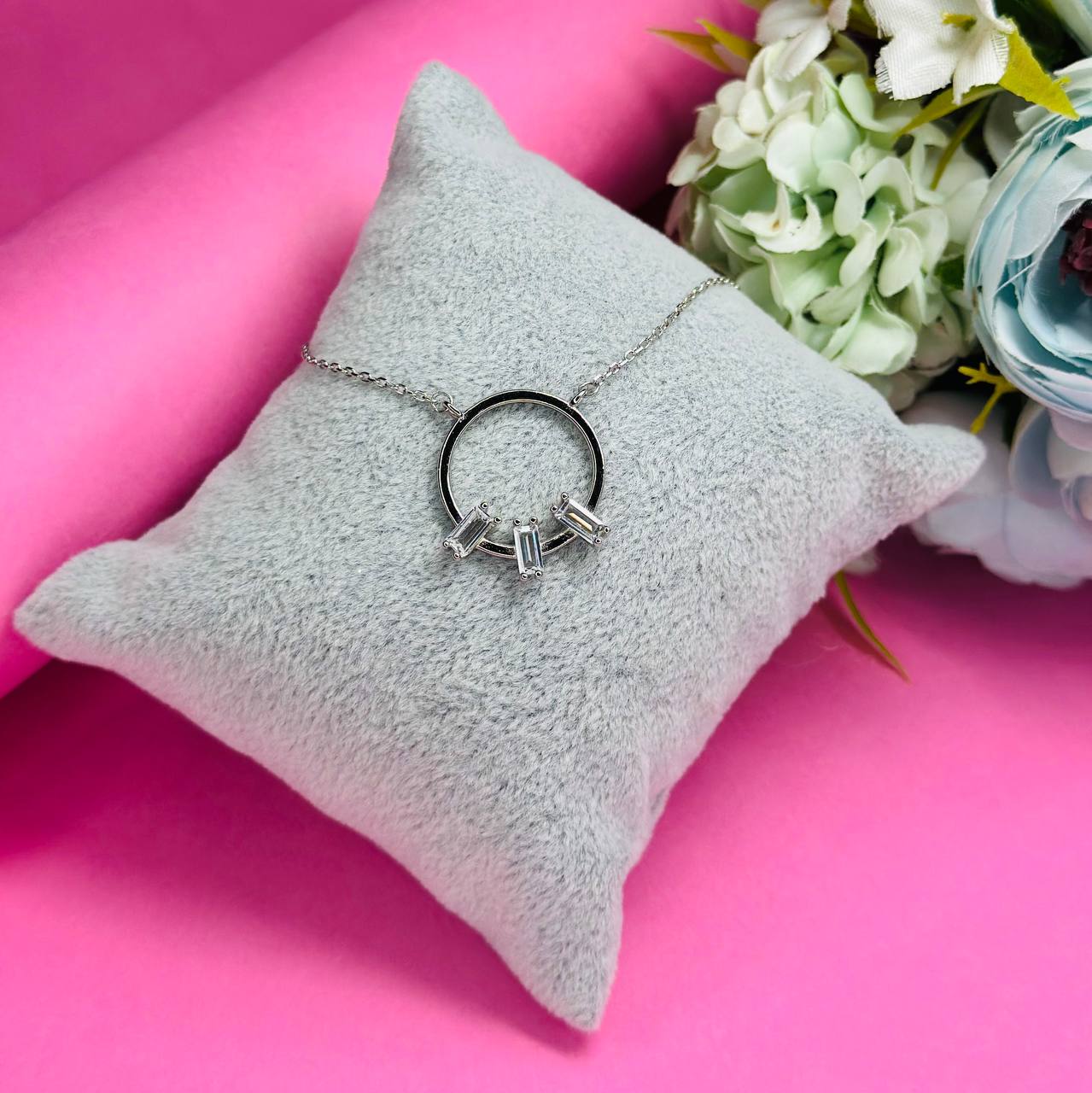 Minimalist Silver Circle Pendant Necklace with CZ Accents