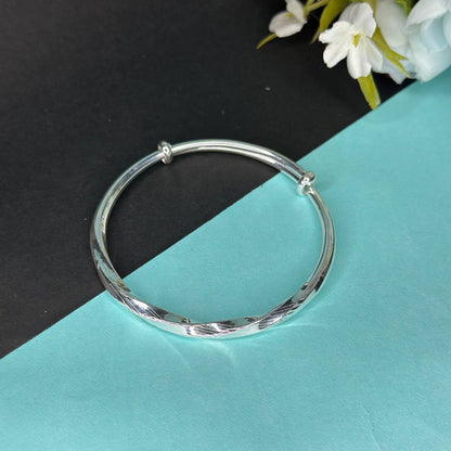 Elegant Patterned 100% Pure Silver Adjustable Bangle