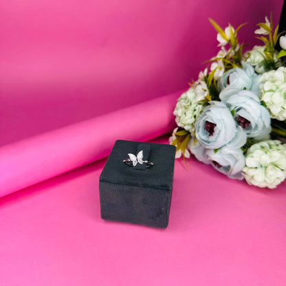 Butterfly 925 Sterling Silver Ring with Mother-of-Pearl & CZ Accents