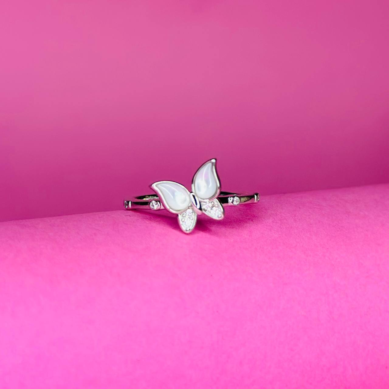 Butterfly 925 Sterling Silver Ring with Mother-of-Pearl & CZ Accents